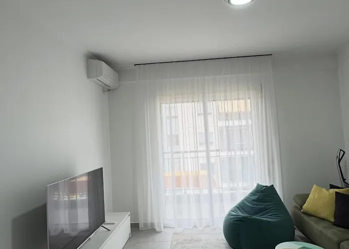 Modern & Bright With Everything Need Apartman