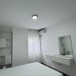 Modern & Bright With Everything Need